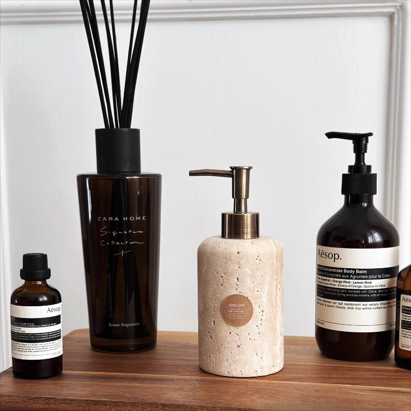 Luxury Natural Skincare - Dispensador de loção de pedra natural,