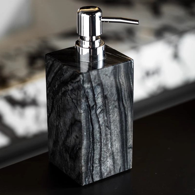 Garrafa dispensadora de sabão  - Luxury Natural Skincare avaliação e preço